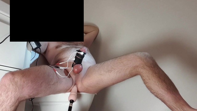 Estim cumshot with fucking machine